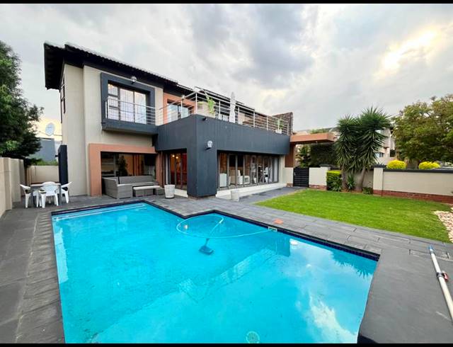 4 BEDROOM HOUSE FOR SALE IN MIDSTREAM HILL